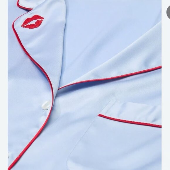 NWT Victoria's Secret Kiss Blue Satin Pajama Set, XS - Picture 2 of 3